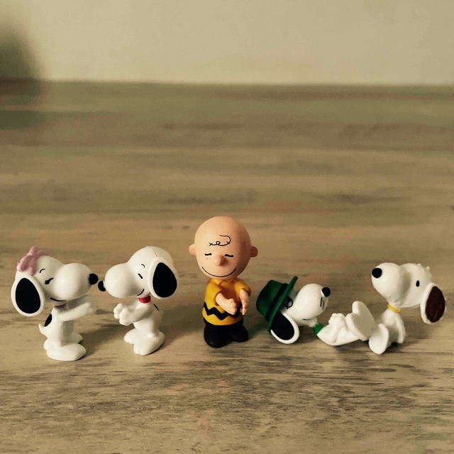 PEANUTS(ピーナッツ)のハグコット PEANUTS スヌーピー ガチャガチャ  エンタメ/ホビーのおもちゃ/ぬいぐるみ(キャラクターグッズ)の商品写真