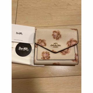 コーチ(COACH)の coach 花柄　二つ折り財布(財布)