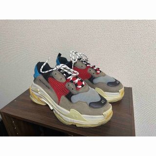 バレンシアガ(Balenciaga)のBALENCIAGA triples(スニーカー)