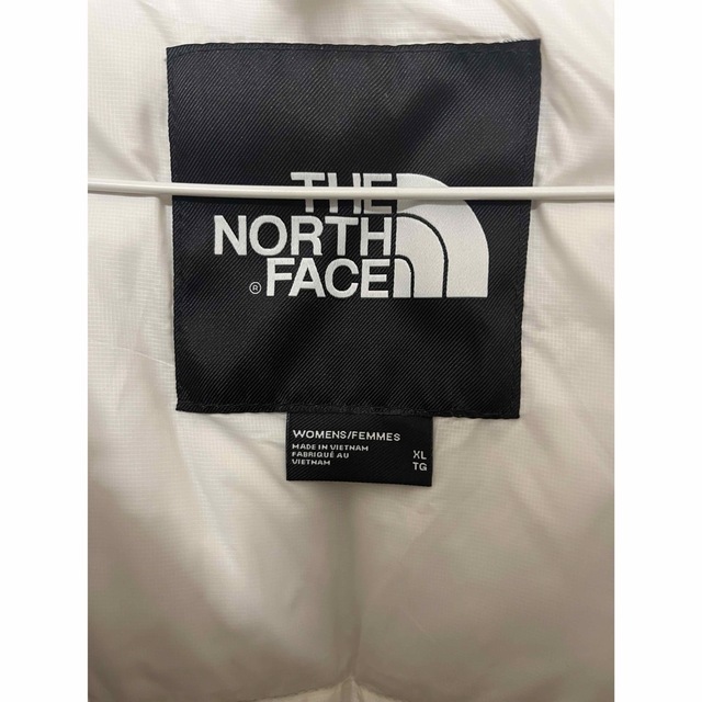 THE NORTH FACE(ザノースフェイス)の新品　ノースフェイス　PRINTED NUPTSE SHORT ヌプシ レディースのジャケット/アウター(ダウンジャケット)の商品写真