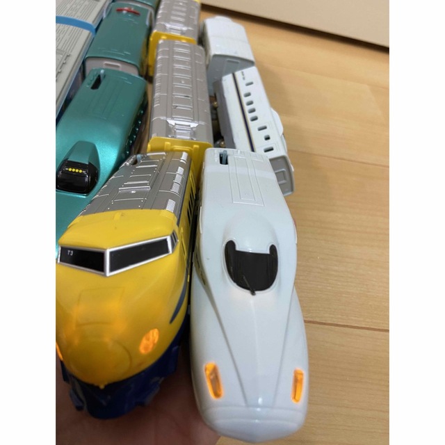 Takara Tomy(タカラトミー)のプラレール　ロマンスカー　新幹線　ドクターイエローなど エンタメ/ホビーのおもちゃ/ぬいぐるみ(鉄道模型)の商品写真