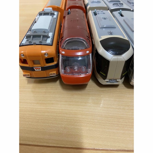 Takara Tomy(タカラトミー)のプラレール　ロマンスカー　新幹線　ドクターイエローなど エンタメ/ホビーのおもちゃ/ぬいぐるみ(鉄道模型)の商品写真