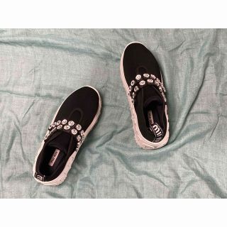 ミュウミュウ(miumiu)のMIUMIUプラットフォームビジュー💎付きスニーカー【クリーニング済み✨】(スニーカー)