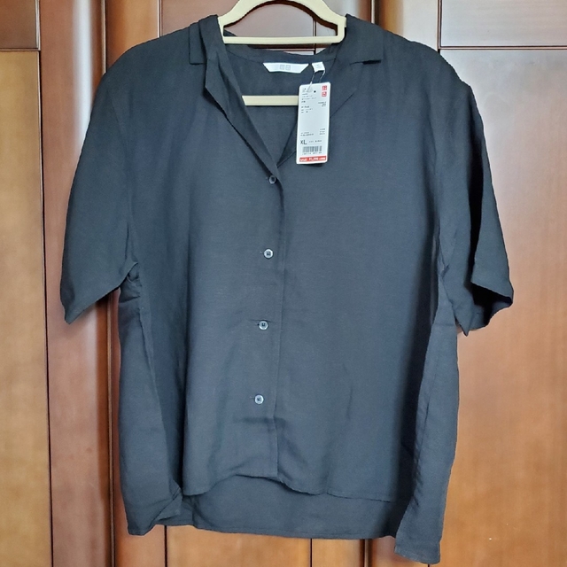 UNIQLO(ユニクロ)のUNIQLO　半袖シャツ レディースのトップス(シャツ/ブラウス(半袖/袖なし))の商品写真