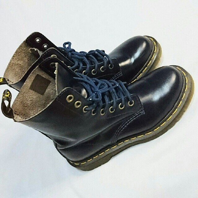 Dr.Martens(ドクターマーチン)の★美品★【Dr.Martens】綺麗なMarinBlue★8ホールブーツ☆UK4 レディースの靴/シューズ(ブーツ)の商品写真