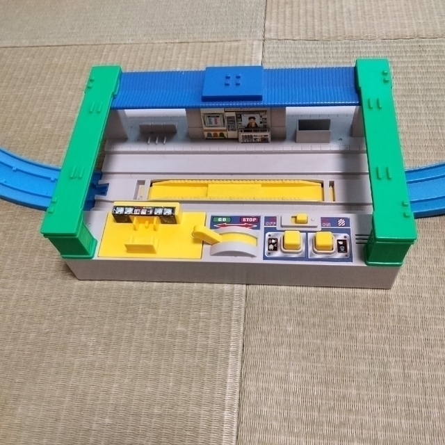 Takara Tomy(タカラトミー)の☆専用☆プラレール　いろいろレールセット駅なし　MAX つばさ　機関車　のぞみ エンタメ/ホビーのおもちゃ/ぬいぐるみ(鉄道模型)の商品写真