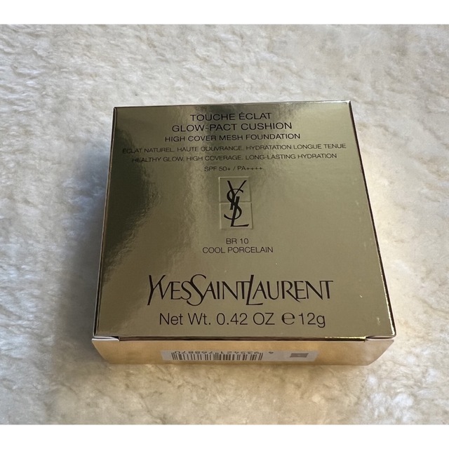 Yves Saint Laurent Beaute(イヴサンローランボーテ)のギフト可　イヴ・サンローラン　ラディアントタッチグロウパクト　　BR10 コスメ/美容のベースメイク/化粧品(ファンデーション)の商品写真
