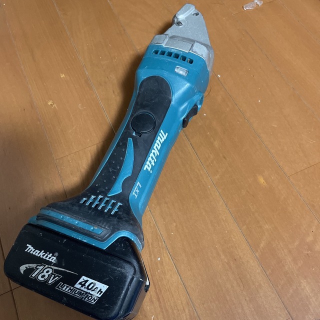 Makita(マキタ)のマキタ　充電式ストレートシャー　ＪＳ161Ｄ スポーツ/アウトドアの自転車(工具/メンテナンス)の商品写真