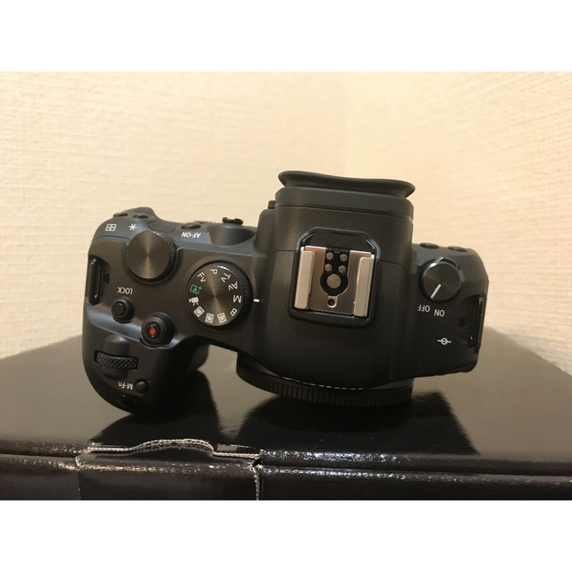 Canon(キヤノン)の【美品】Canon EOS R6 ボディ スマホ/家電/カメラのカメラ(ミラーレス一眼)の商品写真