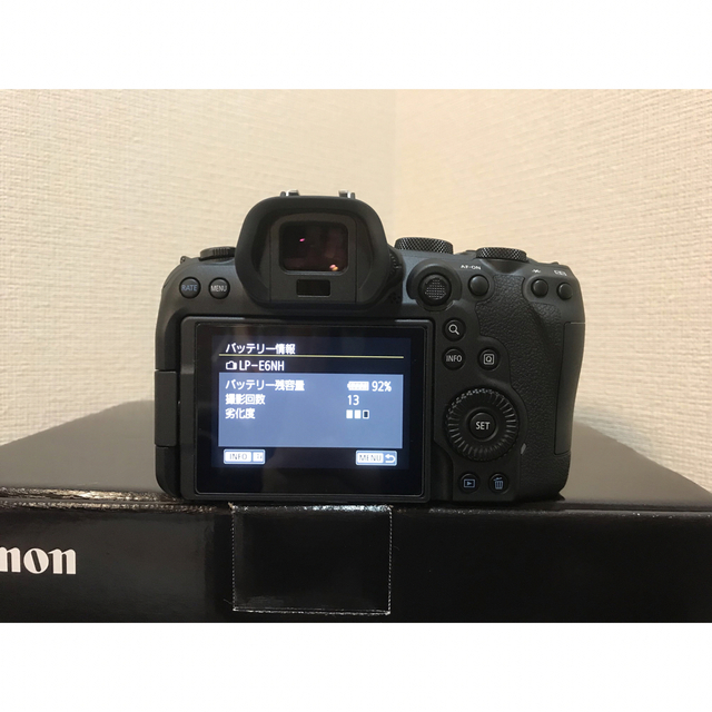 Canon(キヤノン)の【美品】Canon EOS R6 ボディ スマホ/家電/カメラのカメラ(ミラーレス一眼)の商品写真