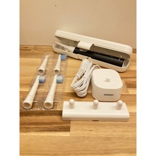 オムロン(OMRON)の箱無し未使用品 オムロン OMRON 音波式電動歯ブラシ　HT-B324-BK(電動歯ブラシ)