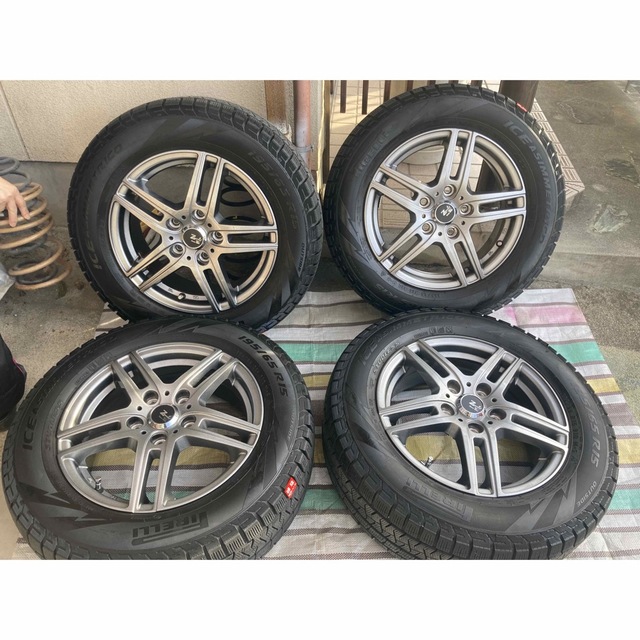 良品 ノア 205/55R16 2019年バリ山スタッドレス アルテッツァ