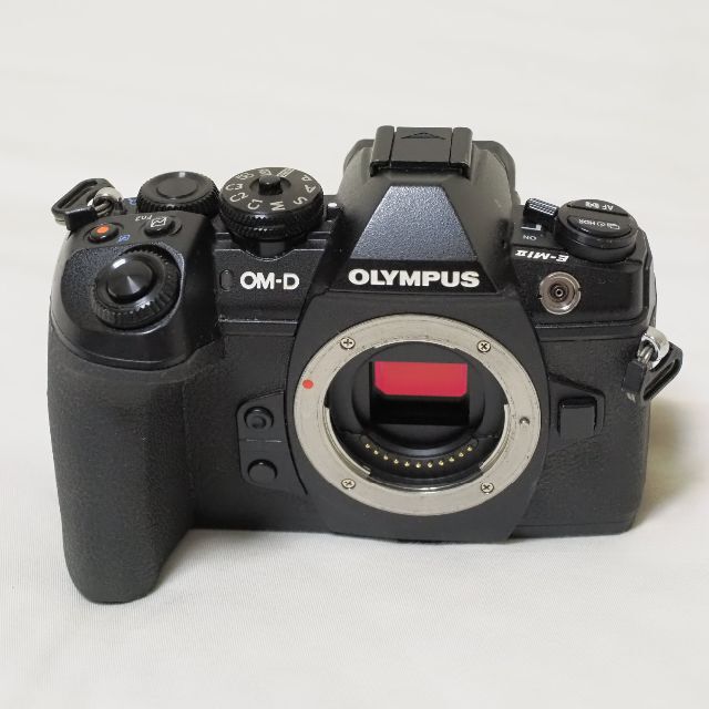 OLYMPUS(オリンパス)のオリンパス　OM-D E-M1 Mark II ボディ　ブラック スマホ/家電/カメラのカメラ(ミラーレス一眼)の商品写真