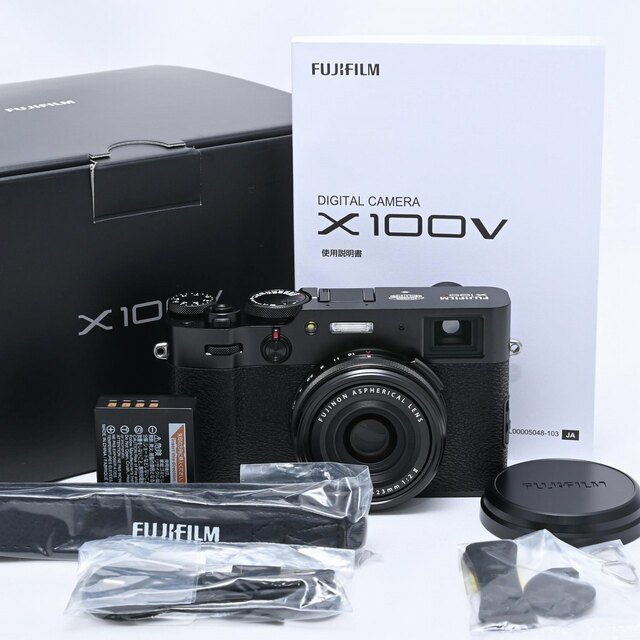 FJIFILM X100V ブラック ほぼ未使用品