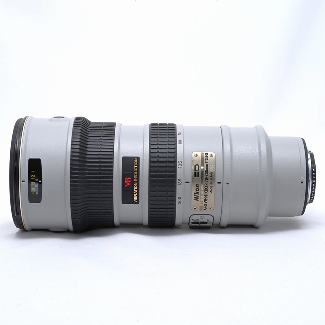 Nikon(ニコン)のNikon AF-S VR ED 70-200mm F2.8 IF ライトグレー スマホ/家電/カメラのカメラ(レンズ(ズーム))の商品写真