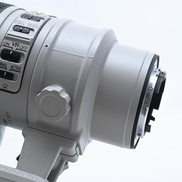 Nikon Nikon AF-S VR ED 70-200mm F2.8 IF ライトグレーの通販 by Flagship Camera.  （フラッグシップカメラ.）ラクマ店｜ニコンならラクマ