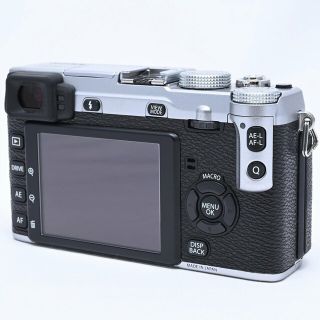 富士フイルム - FUJIFILM X-E1 ボディ シルバー FX-X-E1Sの通販 by