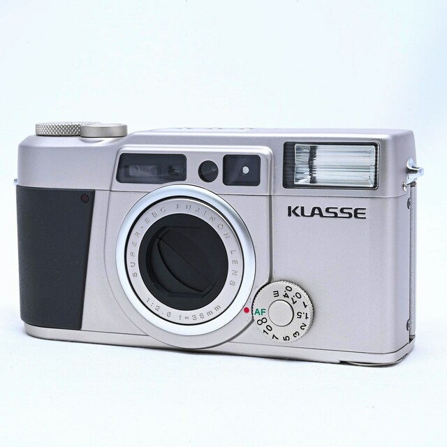 Fuji Klasse シルバー 35mm ポイント\u0026シュート フィルムカメラ