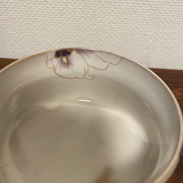 【長期保管・新品・未使用】京焼 清水焼 陶あん 菖蒲（あやめ）柄 エクボ茶碗 インテリア/住まい/日用品のキッチン/食器(食器)の商品写真