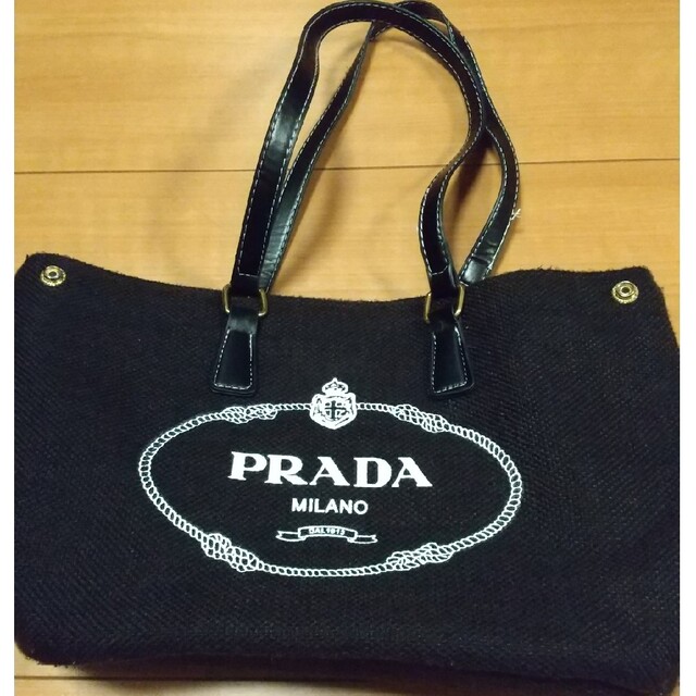 PRADAノベルティバッグ