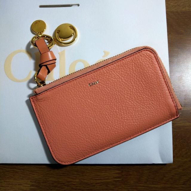 Chloe(クロエ)のクロエ　アルファベット レディースのファッション小物(コインケース)の商品写真