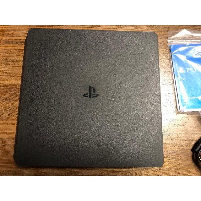 美品！クリスマスに！PS4（プレステ4 ）本体　純正コントローラー付