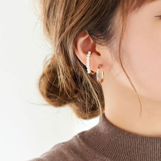 フィービィー(phoebe)の美品❇️Phoebe　フィービー　ダブルアーチパールピアス　ゴールド(ピアス)