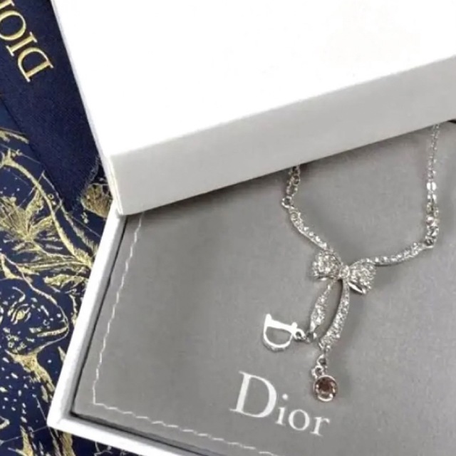 アクセサリー極美品　Christian Dior ディオール　リボン　ネックレス