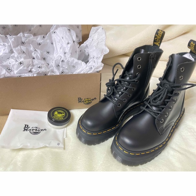 Dr.Martens / 8ホール