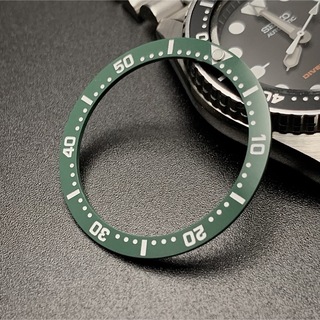 セイコー(SEIKO)の7S26-0030 SKX013 SKX015 フラット インナー ベゼル 緑(腕時計(アナログ))