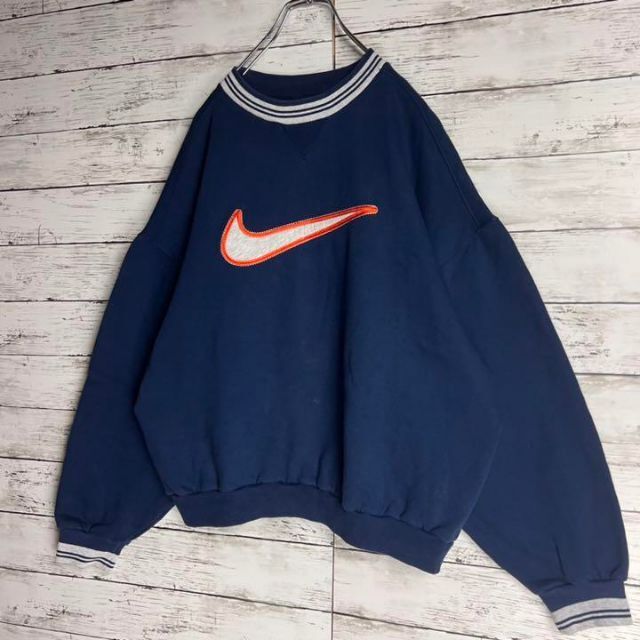 【超希少デザイン】NIKE 刺繍 センターロゴ スウェット 90s 入手困難