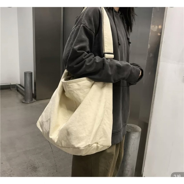 ショルダーバッグ メッセンジャーバッグ 大容量 古着 ビンテージ 通販 adidas 大容量 ショルダーバッグ 収納 メッセンジャーバック