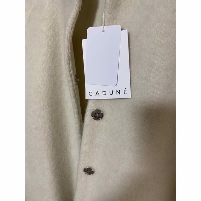 CADUNE カデュネ　ふんふわカーデ レディースのジャケット/アウター(ノーカラージャケット)の商品写真