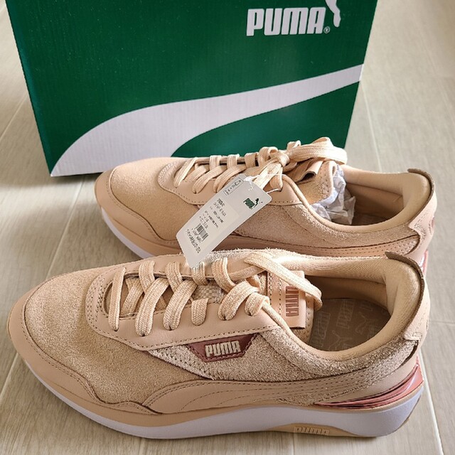 PUMA プーマ スニーカー 　クルーズライダー　新品　タグ付き　25.0cmプーマクルーズライダー