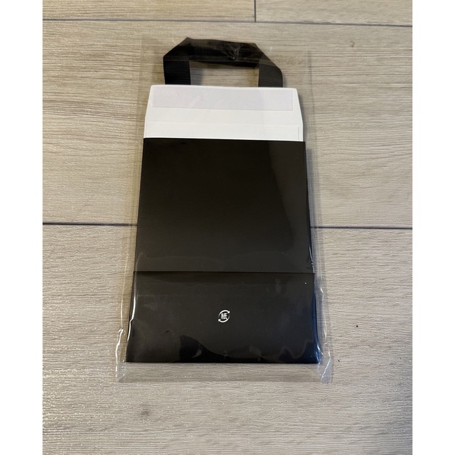 Yves Saint Laurent(イヴサンローラン)の【未使用】イヴ・サンローラン ラッピング袋 レディースのバッグ(ショップ袋)の商品写真