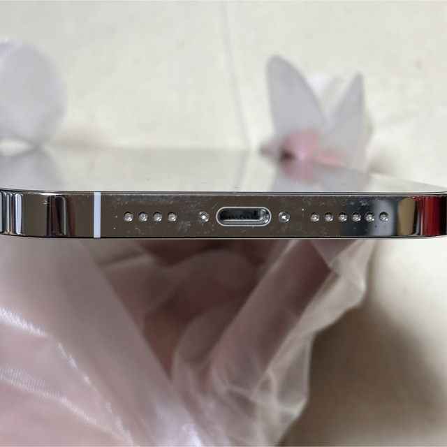 Apple(アップル)のiPhone 12 Pro Max 128GB SIMフリー  シルバー スマホ/家電/カメラのスマートフォン/携帯電話(スマートフォン本体)の商品写真