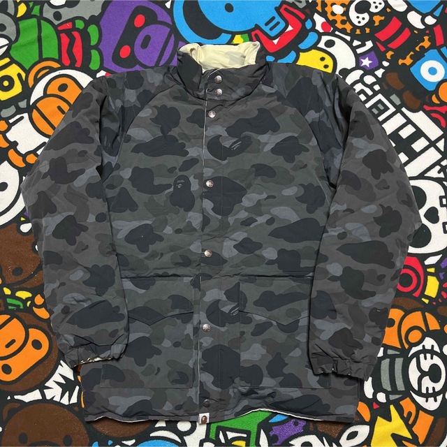 安い APE BAPE KAWS リバーシブル CAMO ダウン ジャケット 迷彩 - www