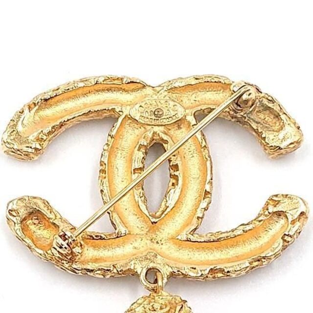CHANEL シャネル ココマーク 溶岩 タッセル ブローチ ゴールド CHANEL シャネル ココマーク 溶岩 タッセル ブローチ ゴールド