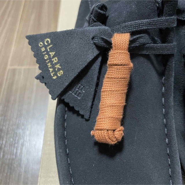 Clarks(クラークス)の新品未使用 クラークス ワラビー ブラック 25.5cm Clarks メンズの靴/シューズ(スリッポン/モカシン)の商品写真