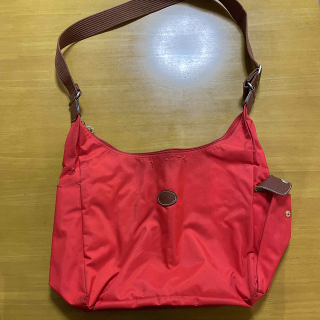 LONGCHAMP(ロンシャン)の[値下げ] LONGCHAMP ロンシャン　ショルダーバック レディースのバッグ(ショルダーバッグ)の商品写真