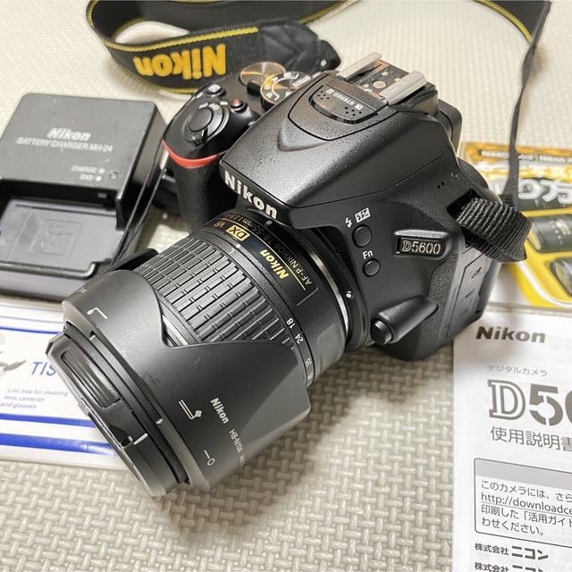 Nikon D5600 18−55VR