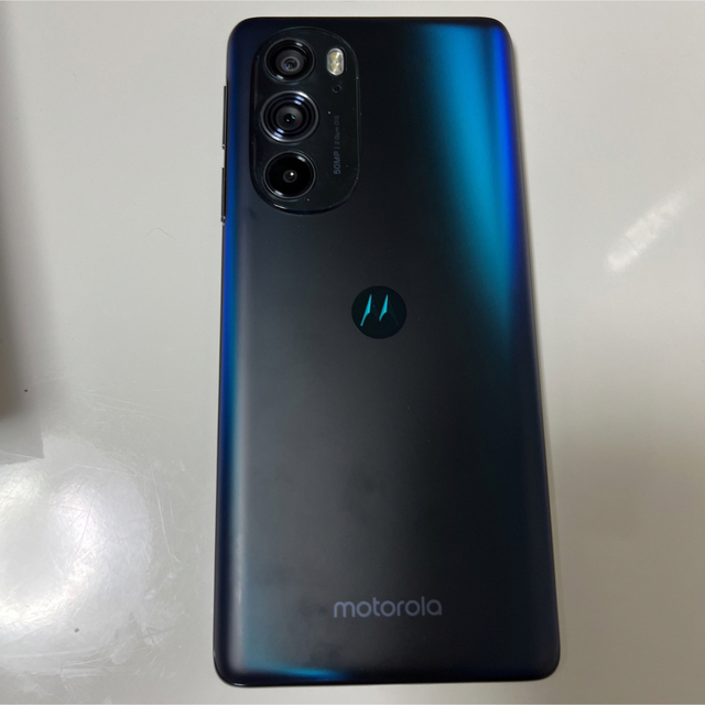 Motorola edge 30 pro 公式ワイヤレスチャージャー付き