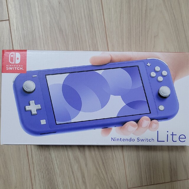 新品　Nintendo Switch Lite 本体　スイッチライト　ブルー