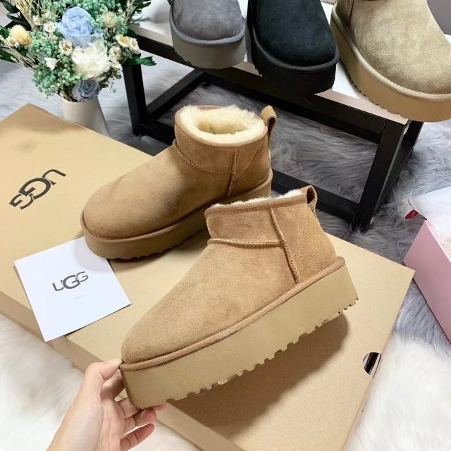 UGG クラシックウルトラミニ