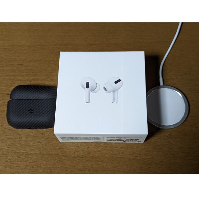 Apple(アップル)のアップル AirPods Pro MLWK3J/A スマホ/家電/カメラのオーディオ機器(ヘッドフォン/イヤフォン)の商品写真