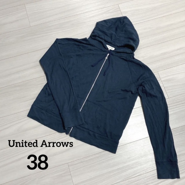 UNITED ARROWS(ユナイテッドアローズ)のユナイテッドアローズ✨　綿100% フード付きパーカー　薄手 レディースのトップス(パーカー)の商品写真