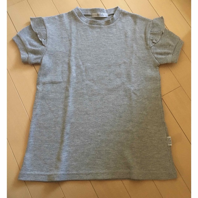 AZZURE(アズール)のAZULトップス　110 キッズ/ベビー/マタニティのキッズ服女の子用(90cm~)(Tシャツ/カットソー)の商品写真