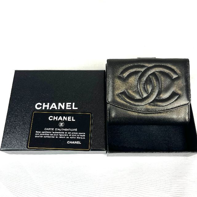 CHANEL ラムスキン 二つ折り財布