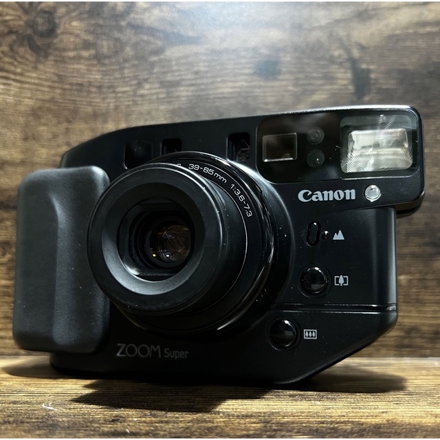 Canon(キヤノン)のフィルムカメラ　CANON Autoboy ZOOM super 動作品 スマホ/家電/カメラのカメラ(フィルムカメラ)の商品写真