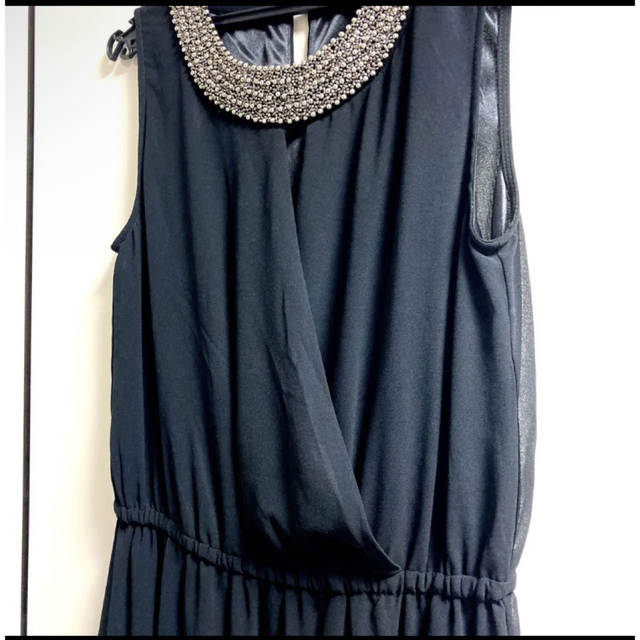 J.FERRY(ジェイフェリー)の✨ジェイフェリー✨ビジュ付き　黒色ワンピースドレス　美品 レディースのフォーマル/ドレス(ミニドレス)の商品写真